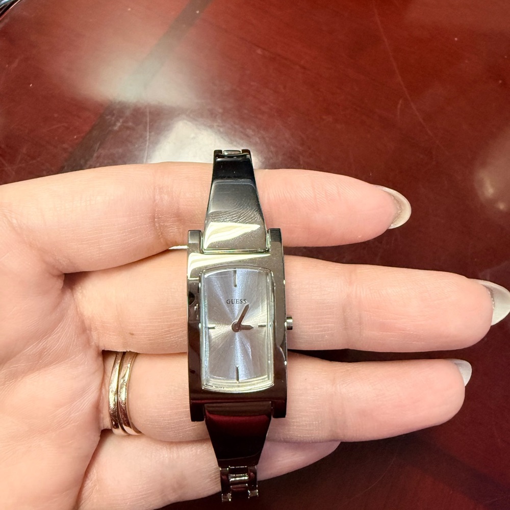 GUESS Silver-Tone Women's Link Bracelet Watch